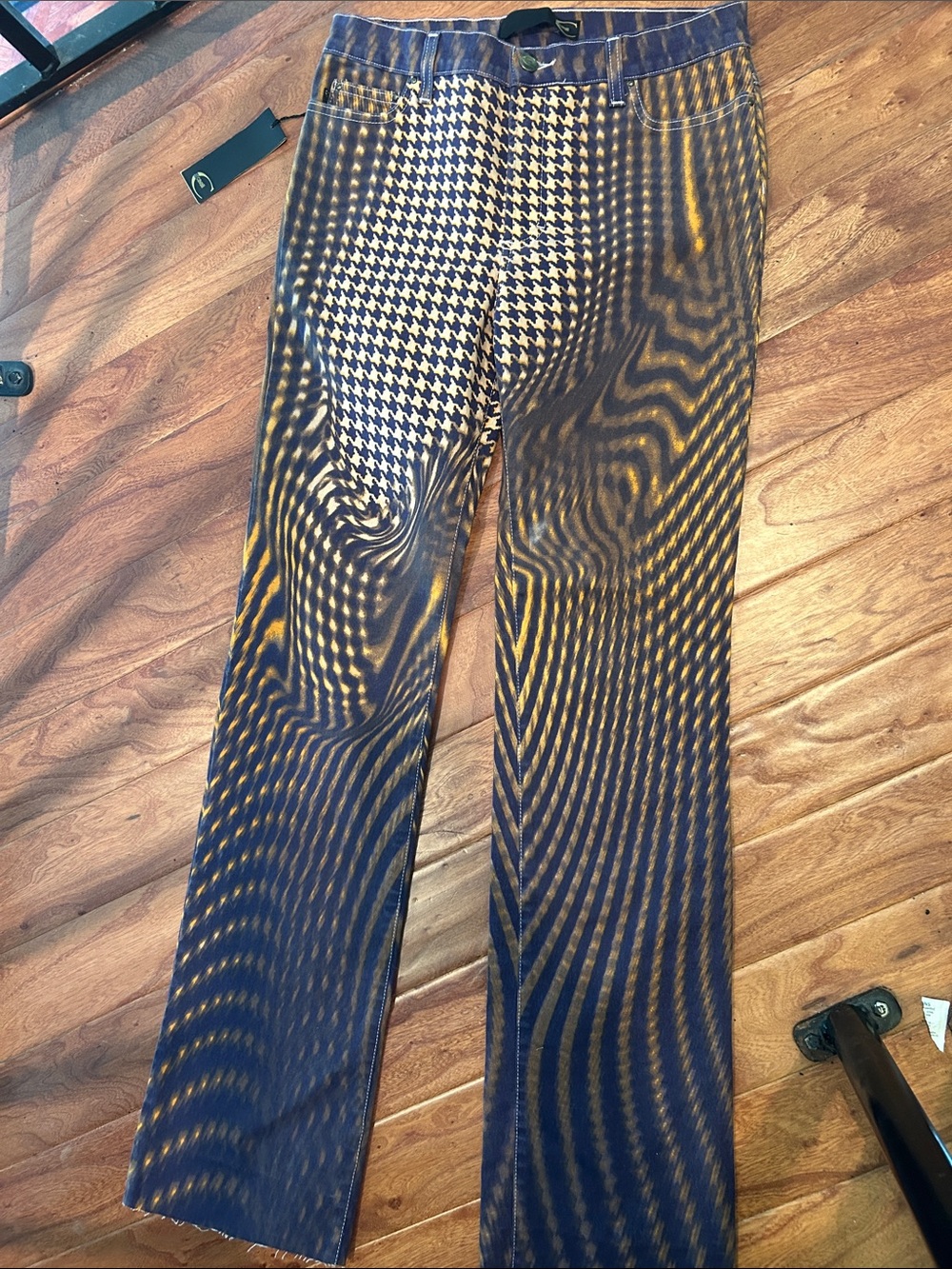 NWT Just Cavalli Neon
Psychedelic Pants Size 29 - Picture 4 of 11